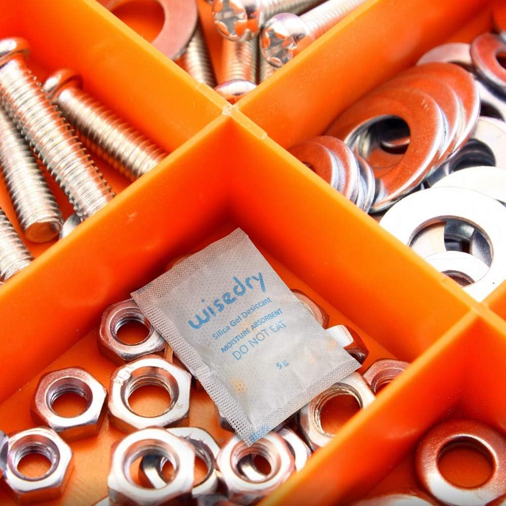Silica gel packets used for everyday moisture control