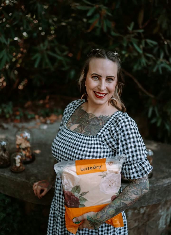 Jillian holding a Wisedry flower preservation kit